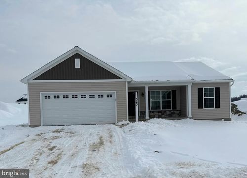 320 Lloyd Ln, YORK, PA, 17406 | Card Image