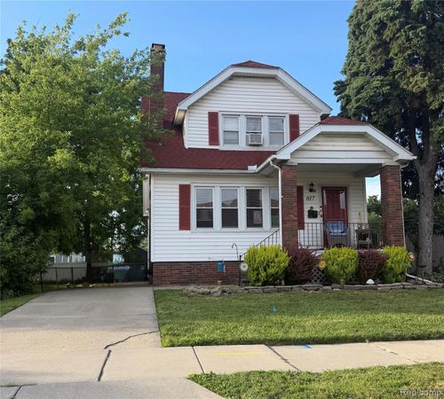 617 E Bennett Ave, Ferndale, MI, 48220-3523 | Card Image