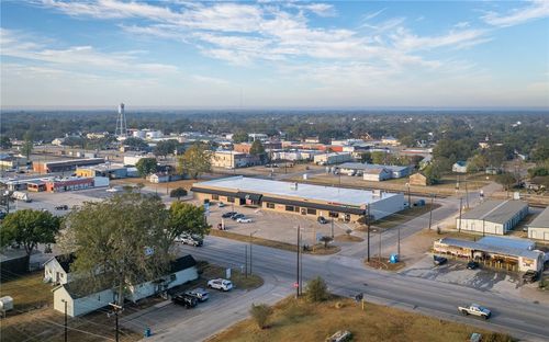 c-630 10th St, Hempstead, TX, 77445 | Card Image