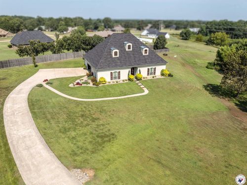 8163 Coyote Trail, Texarkana, TX, 75503 | Card Image