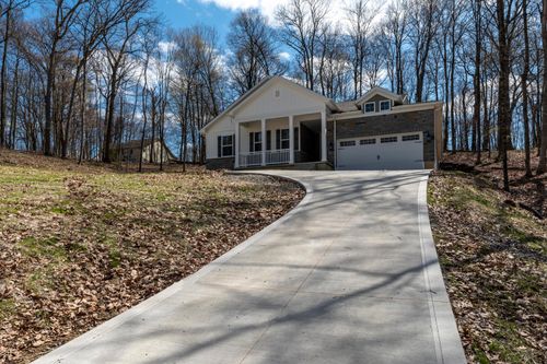 701 Grandview Dr, Howard, OH, 43028-9633 | Card Image