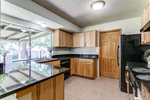 5830 Oak Run St, San Antonio, TX, 78247-1326 | Card Image