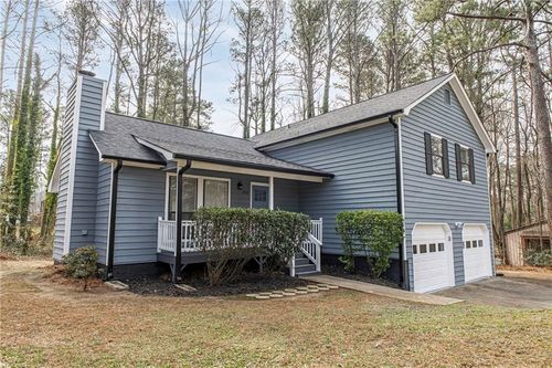 2369 Red Barn Rd Sw, Marietta, GA, 30064-4427 | Card Image