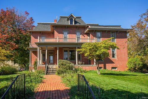 356 N Jefferson St, Berne, IN, 46711-1555 | Card Image