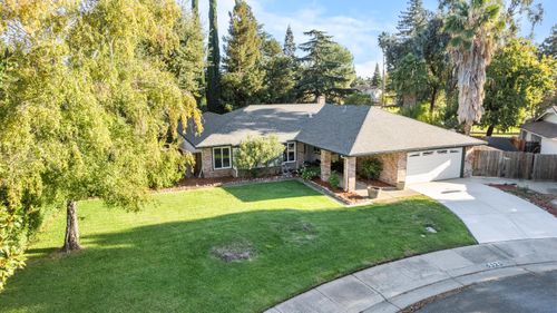 5323 Virtue Arc Dr, Stockton, CA, 95207-6033 | Card Image