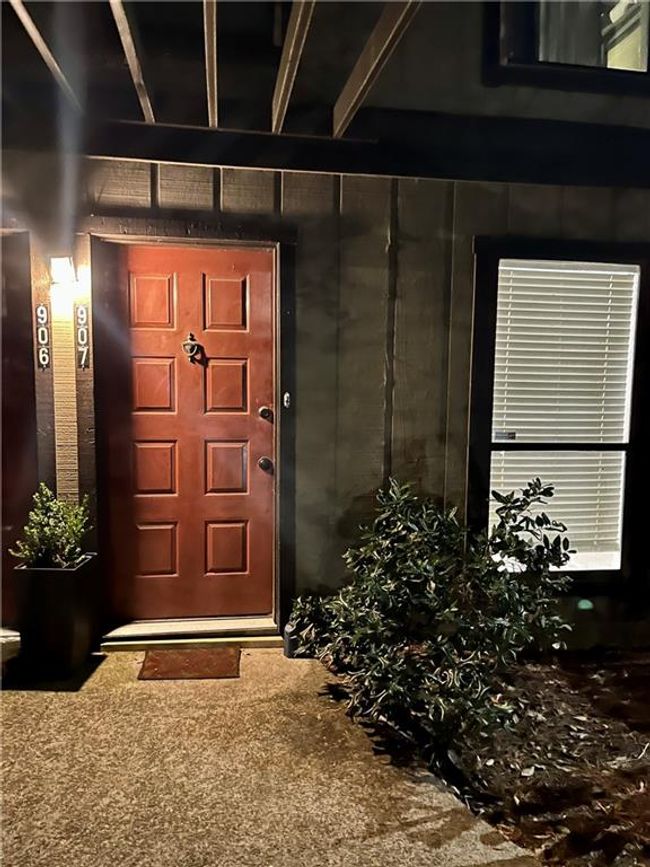 907 River Run Dr, Condo with 1 bedrooms, 1 bathrooms and 1 parking in Atlanta GA | Image 10