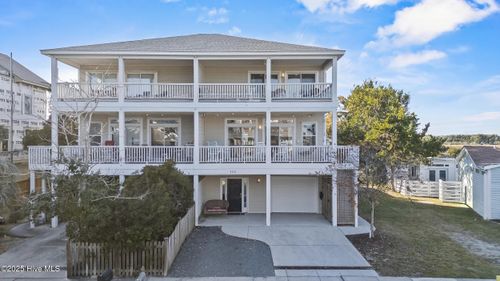 b-411 Channel Dr N, Wrightsville Beach, NC, 28480-2725 | Card Image