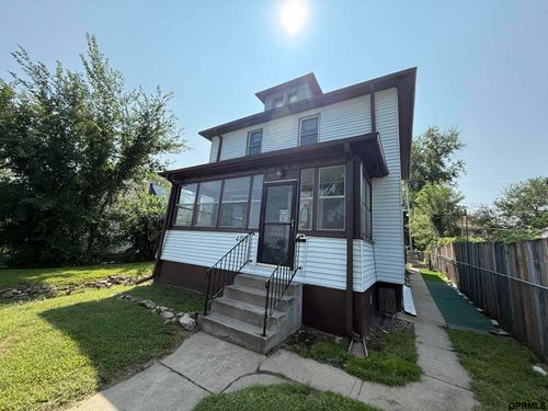 4019 Seward St, Omaha, NE, 68111-4044 | Card Image