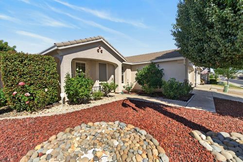 4616 Millner Way, Elk Grove, CA, 95757-2533 | Card Image