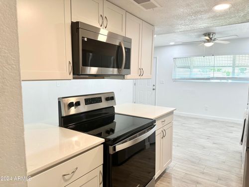 4-16821 N 26th St, Phoenix, AZ, 85032-2565 | Card Image