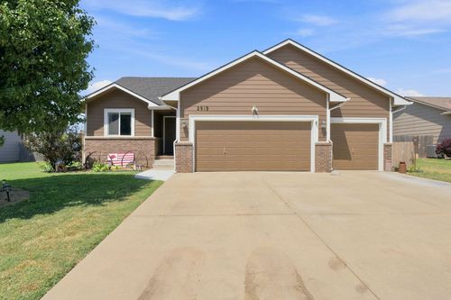 2919 N Emerson St, Derby, KS, 67037-8636 | Card Image