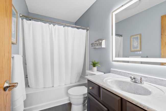 Primary bathroom | Image 12