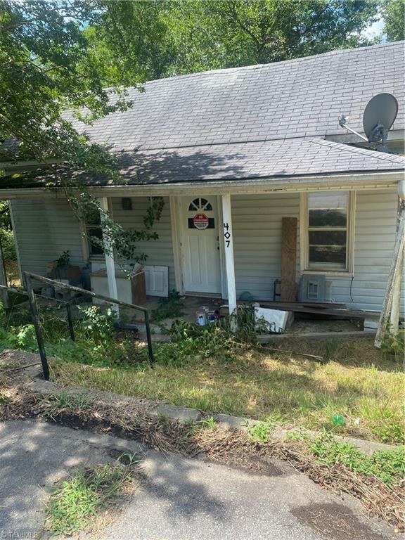 Victor St, Eden, NC 27288