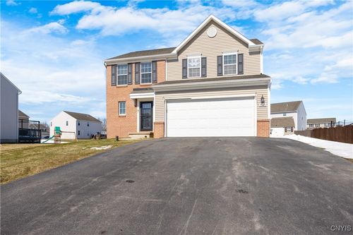 5548 Perth, Clay, NY, 13041 | Card Image