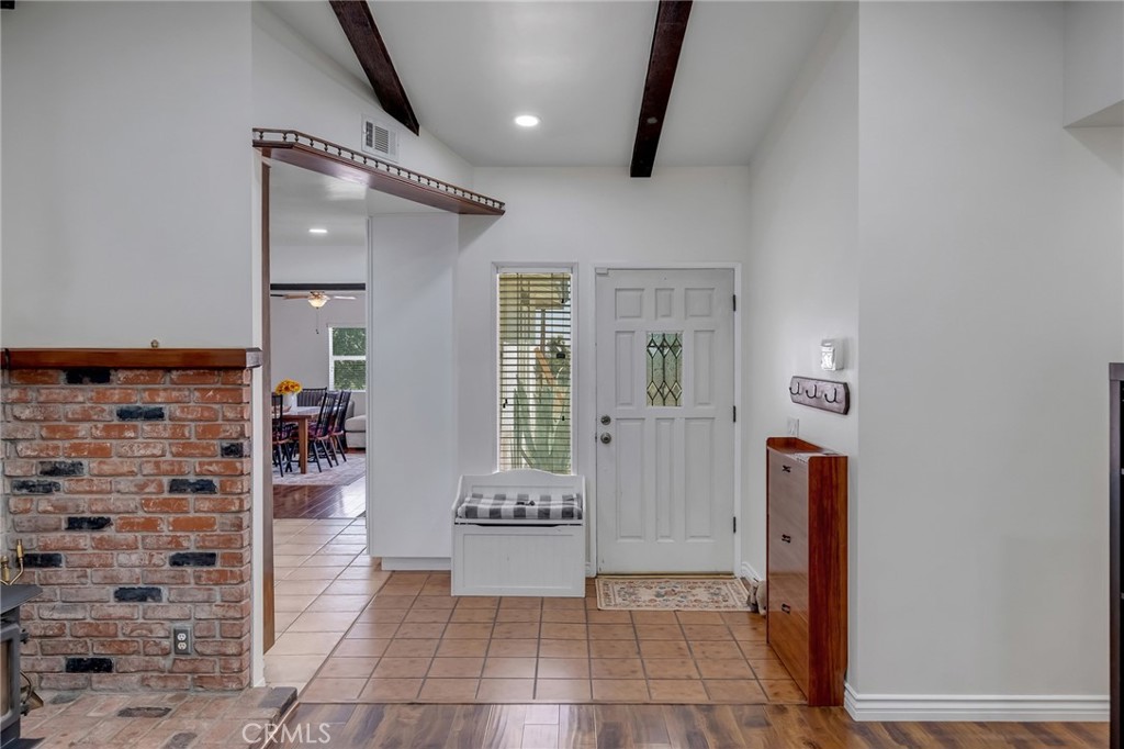 Residential in Phelan 3