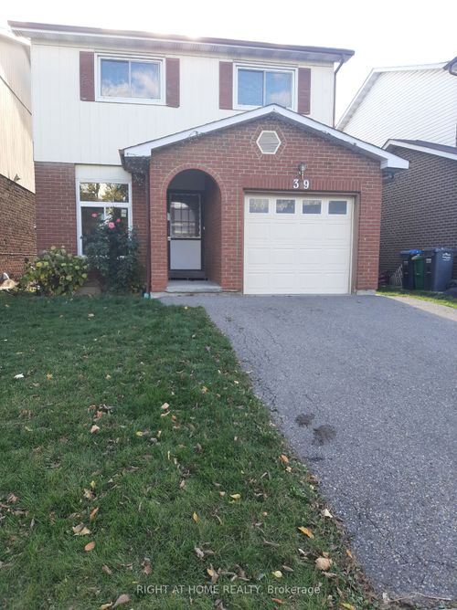 39 Hockley Path, Brampton, ON, L6V3R2 | Card Image