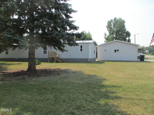 507 Stadler Street, Turtle Lake, ND, 58575 | Card Image