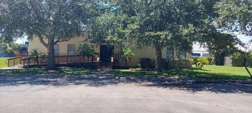 2280 Us Highway 92 E, Plant City, FL, 33563-2144 | Card Image