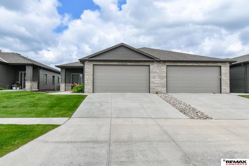 303 Half Moon Drive, Lincoln, NE, 68527 | Card Image