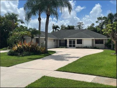 15370 Softwood Court, House other with 4 bedrooms, 2 bathrooms and null parking in Wellington FL | Image 2