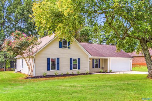 222 Bent Oak Cir, Harvest, AL, 35749-9350 | Card Image