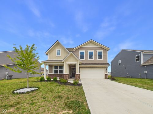 9202 Novak Ct, Indianapolis, IN, 46259-2510 | Card Image