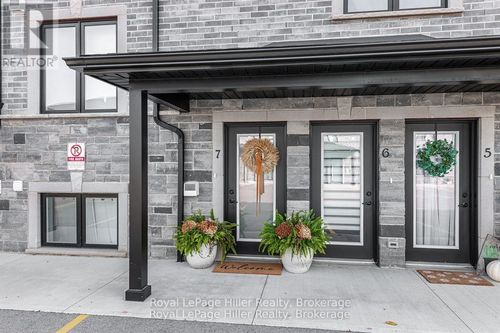 7-3192 Vivian Line 37, Stratford, ON, N5A0J8 | Card Image