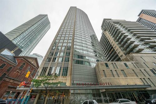 2709-210 Victoria St, Toronto, ON, M5B2R3 | Card Image