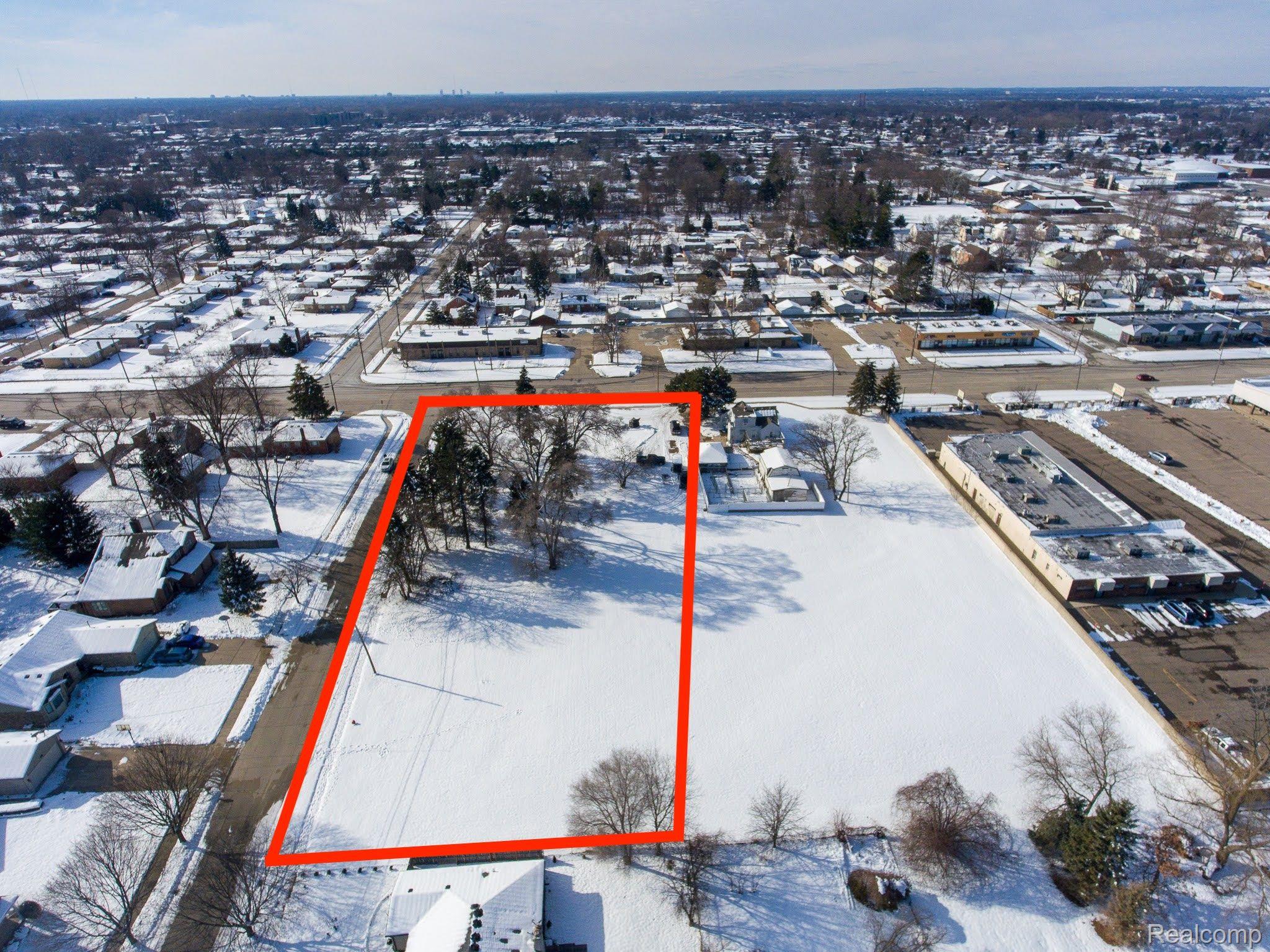 Land in Warren 2