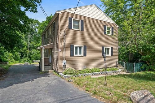 585 Washington St, Franklin, MA, 02038-3309 | Card Image