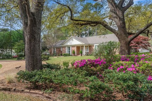 7112 E Ridge Dr, Shreveport, LA, 71106-4749 | Card Image