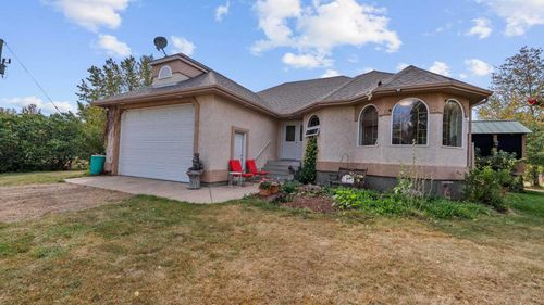 126 Beaver Drive, Rural Camrose County, AB, T0B1M0 | Card Image