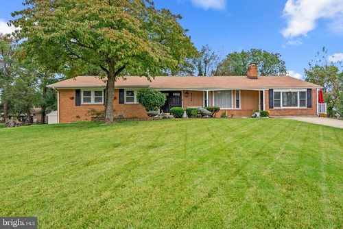 9712 Indian Princess Dr, FORT WASHINGTON, MD, 20744-6901 | Card Image