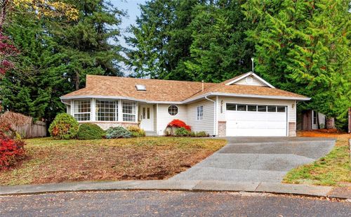 850 Kelsey Crt, Comox, BC, V9M1B4 | Card Image