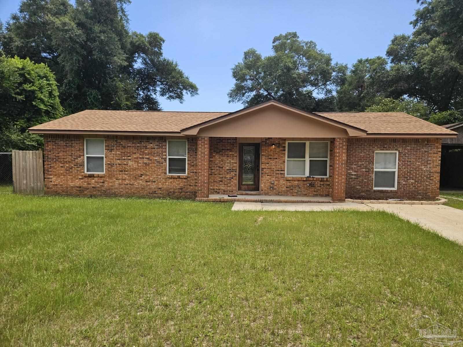 Glenwood Dr, Milton, FL 32583