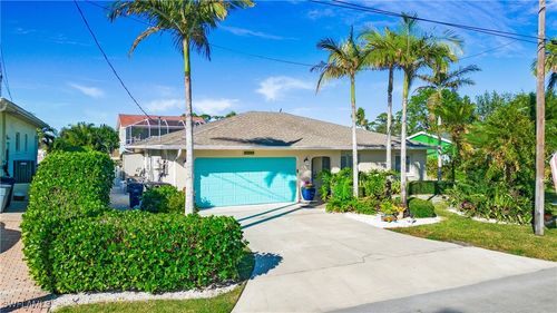 27289 Galleon Drive, BONITA SPRINGS, FL, 34135 | Card Image