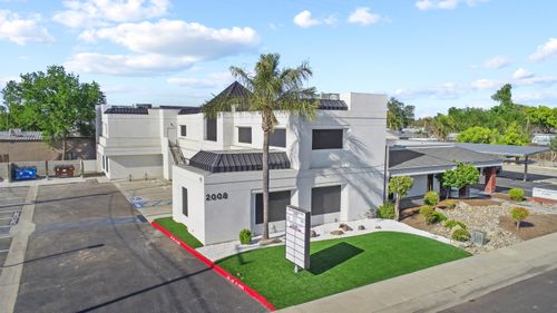 203-2008 W Dorothea Ave, Visalia, CA, 93277-7300 | Card Image