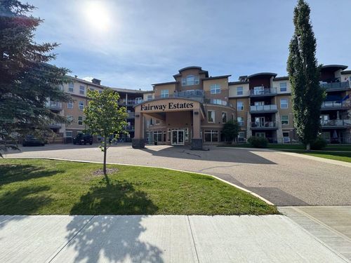 203-5040 53 Street, Sylvan Lake, AB, T4S0A1 | Card Image