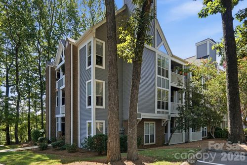 6-2510 Cranbrook Ln, Charlotte, NC, 28207-2022 | Card Image