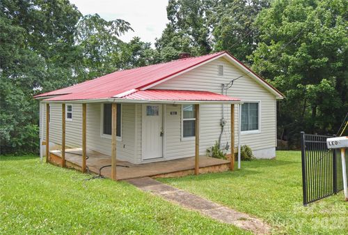 622 Green Street Loop, Marion, NC, 28752-5866 | Card Image