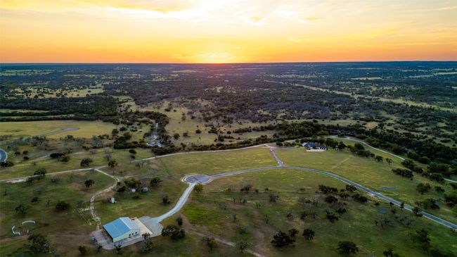 20-21-22 - 28 170 Goose Landing Way Way, House other with 5 bedrooms, 6 bathrooms and null parking in Harper TX | Image 32