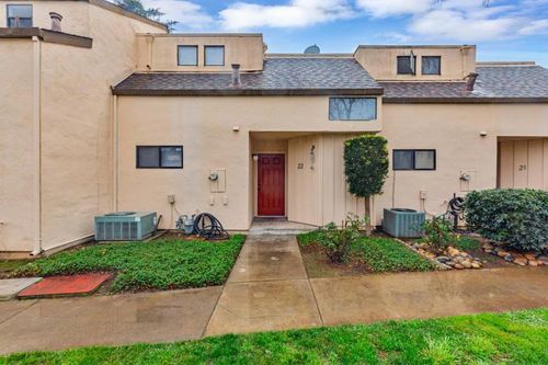 apt-22-8170 Westwood Dr, Gilroy, CA, 95020-3935 | Card Image