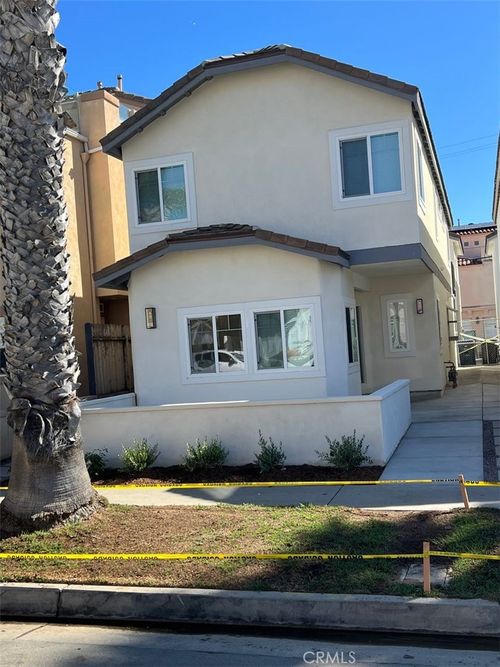 204 18th St, Huntington Beach, CA, 92648-3966 | Card Image