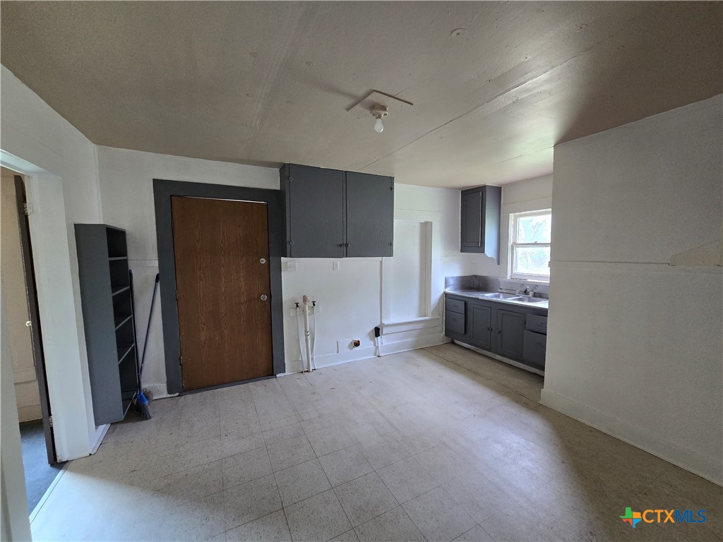 Residential in Marlin 5