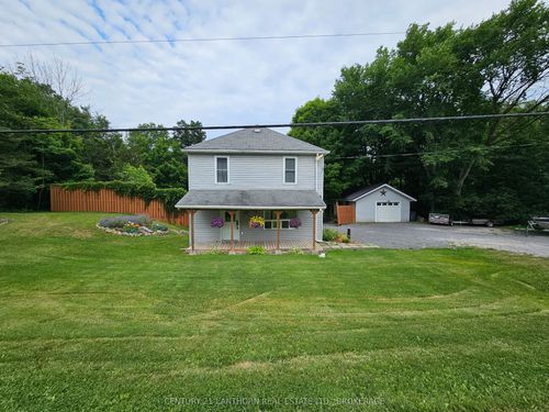 7993 Perth Road, Frontenac, ON, K0K2L0 | Card Image