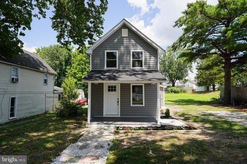 533 E 4th St, LAUREL, DE, 19956-1506 | Card Image