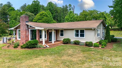 1-15 Bowman Ridge Rd, Hendersonville, NC, 28739-8819 | Card Image