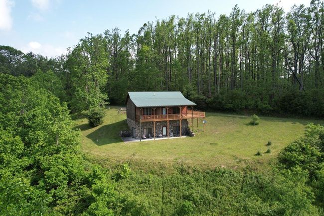 198 F S T Ln, House other with 3 bedrooms, 3 bathrooms and null parking in Fancy Gap VA | Image 33