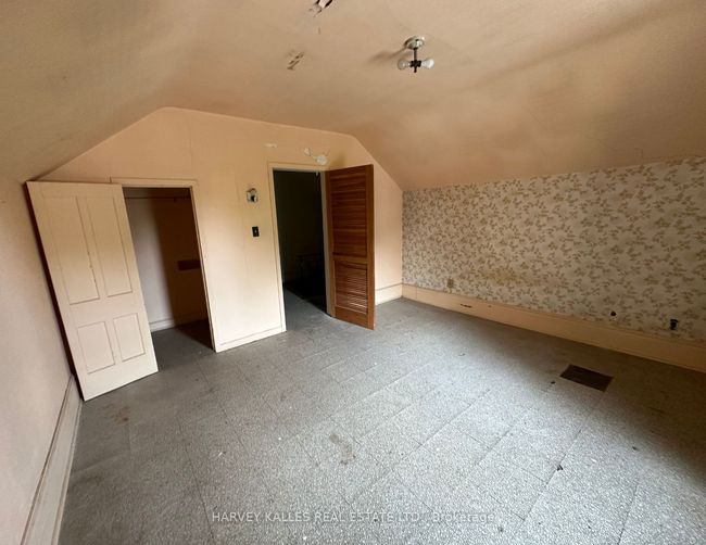 14 Hillcrest St W, Home with 5 bedrooms, 4 bathrooms and null parking in Teeswater ON | Image 20