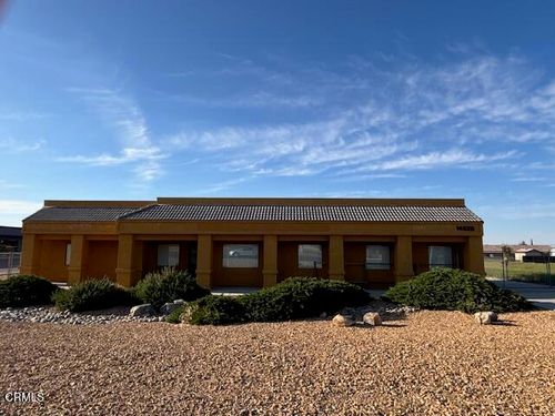 14628 Main Street, Hesperia, CA, 92345 | Card Image